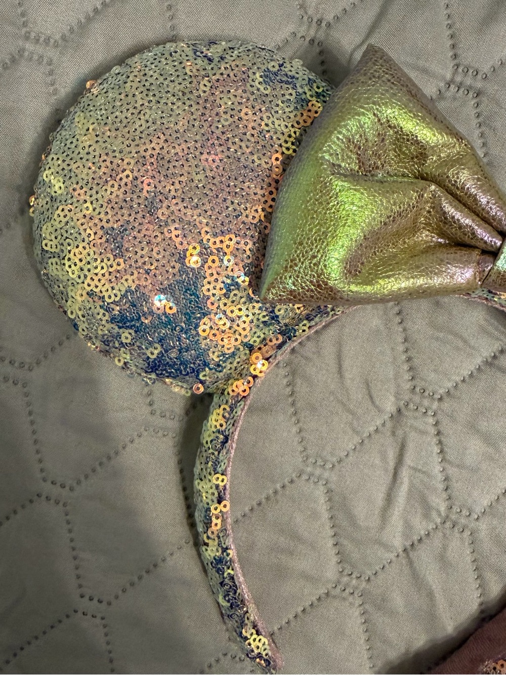 Disney Iridescent Sequin Minnie Ears Headband - Multicolor Pink Gold Green - Picture 2 of 8